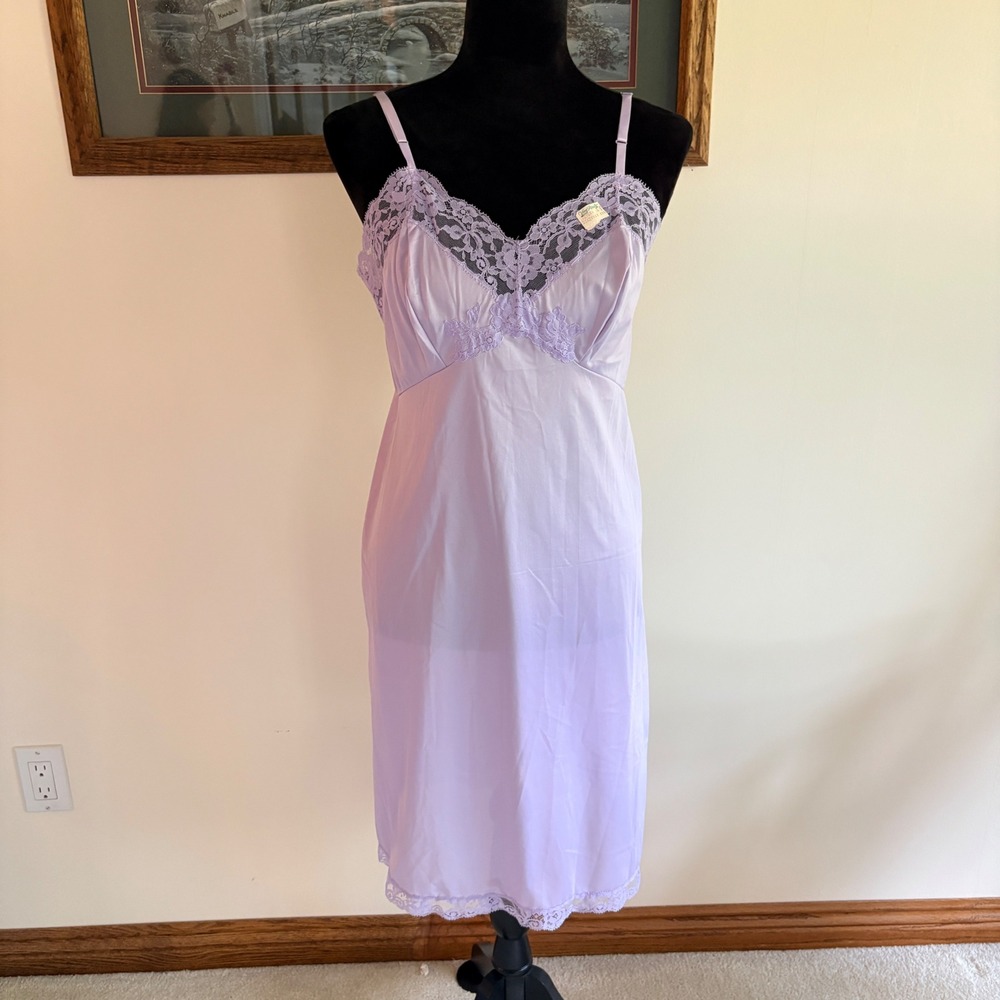 Van Raalte Vintage Lavender Lace Full Slip Dress Size 34 Lavender Purple NWT
